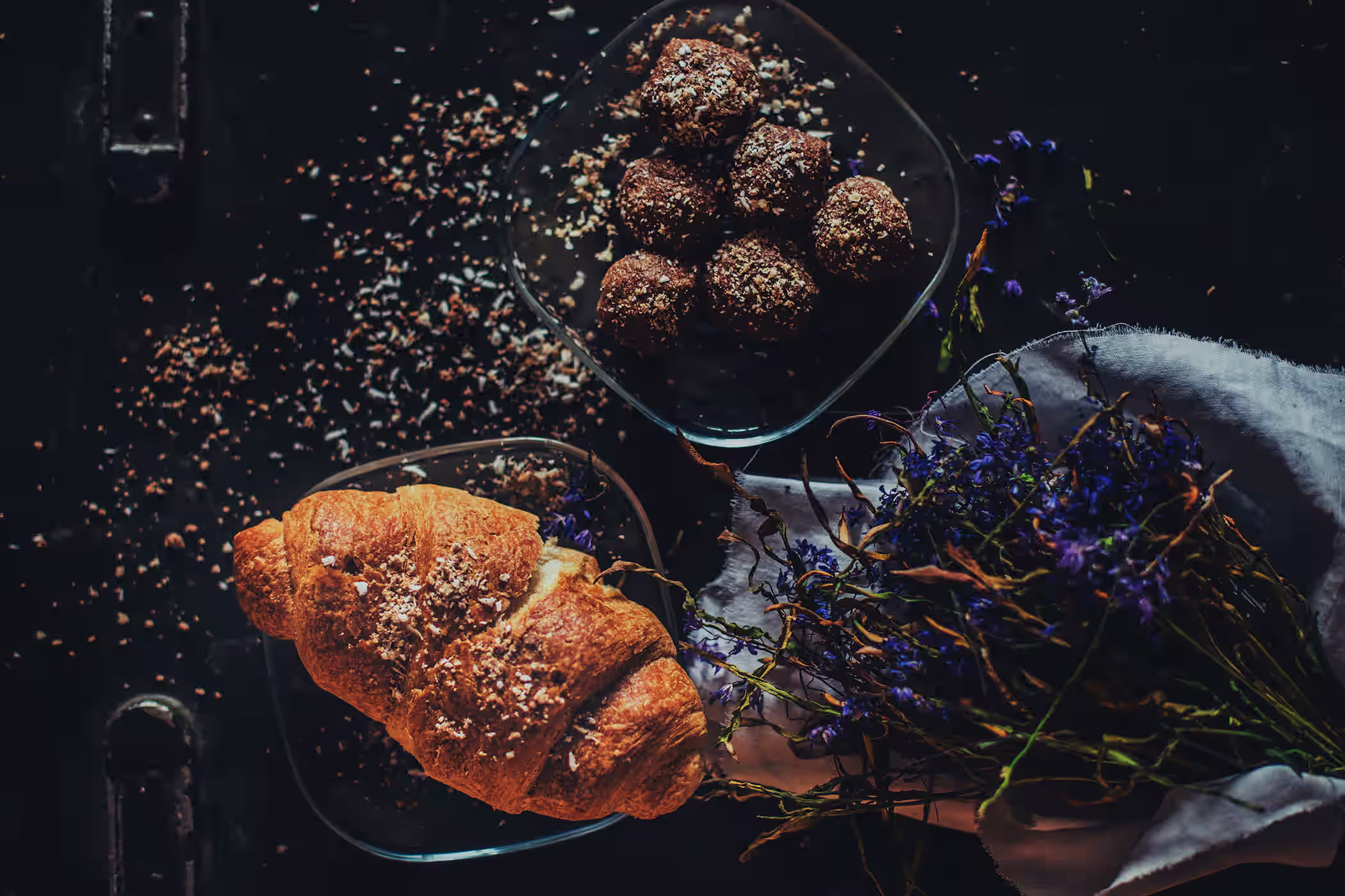 Croissant and Meatballs